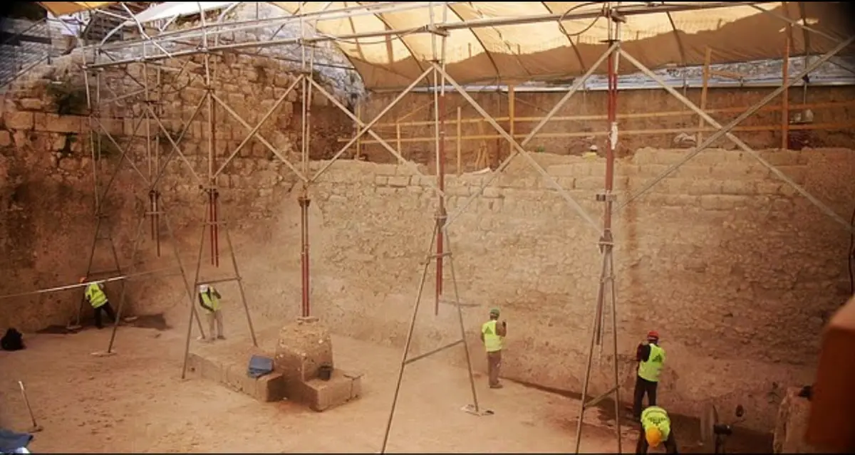 Ancient Dam Found Under Pool of Siloam — Likely Site of Jesus' Healing 4 Excavations in Jerusalem (Part 2)
