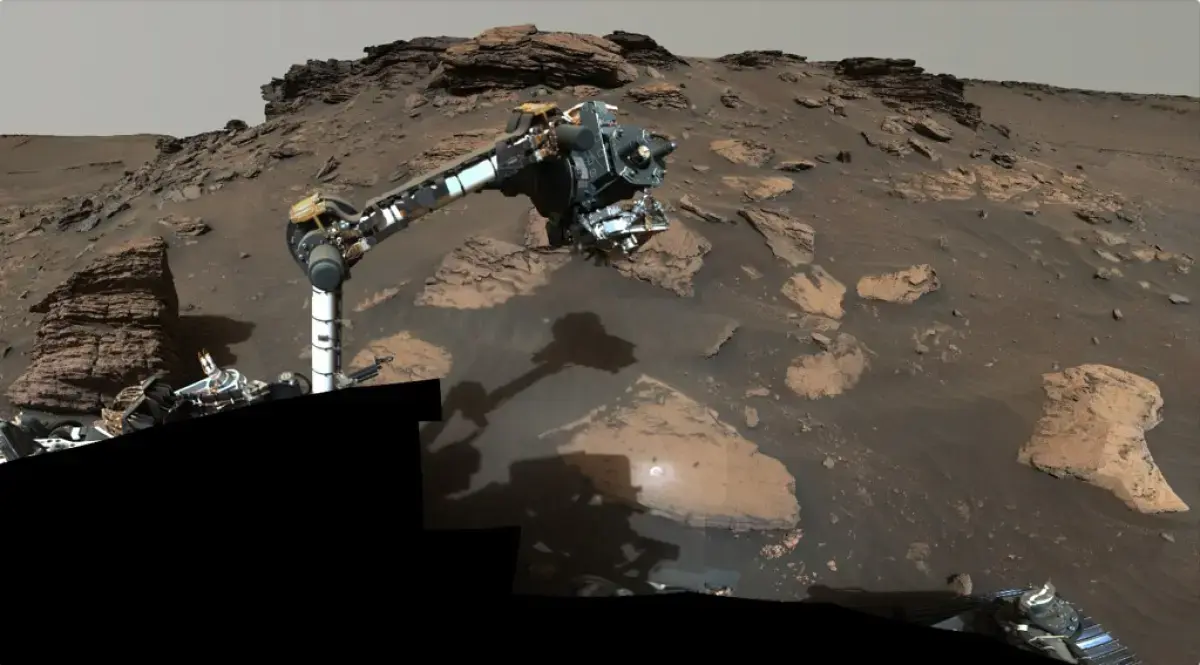 NASA's rover spotted a mysterious 'helmet' on the Red Planet