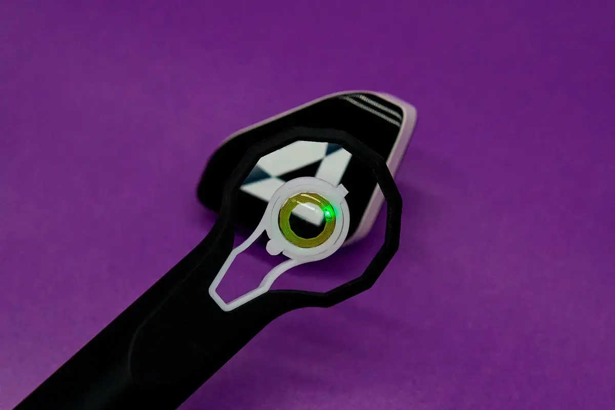 5 Unusual but Practical Inventions That Could Reshape Everyday Life 5 A smart contact lens that replaces screens.