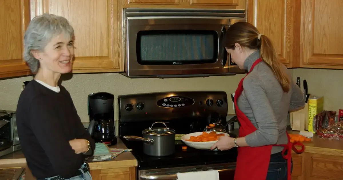 Women cooking in the kitchen