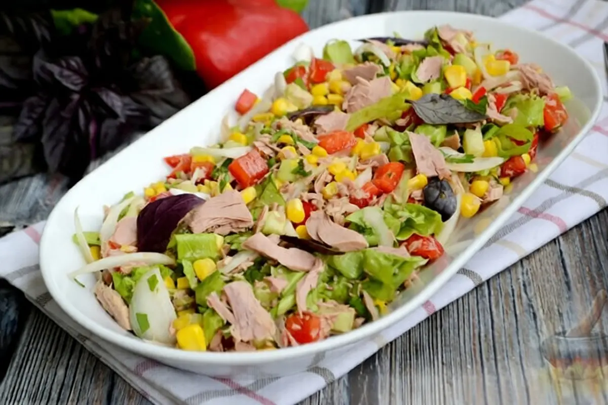 Simple Tuna and Corn Salad with Fresh Veggies 3 Tuna Salad with Corn and Vegetables