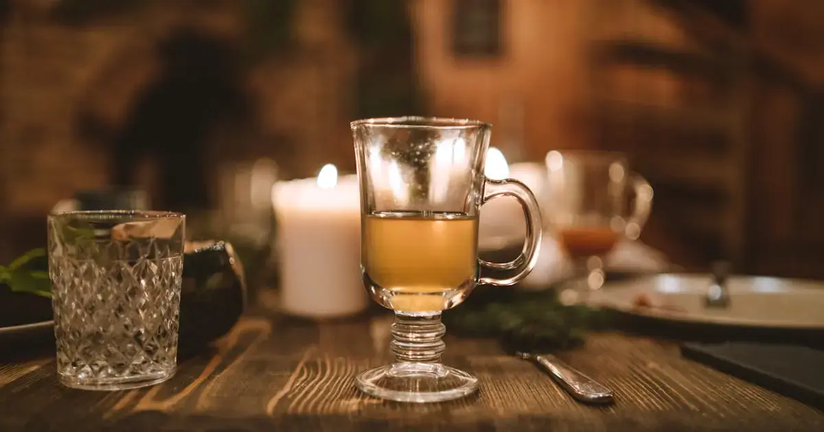 What to Drink Over the Holidays — Which Alcohols Are Worst for Your Health 5 Mulled wine on the table.