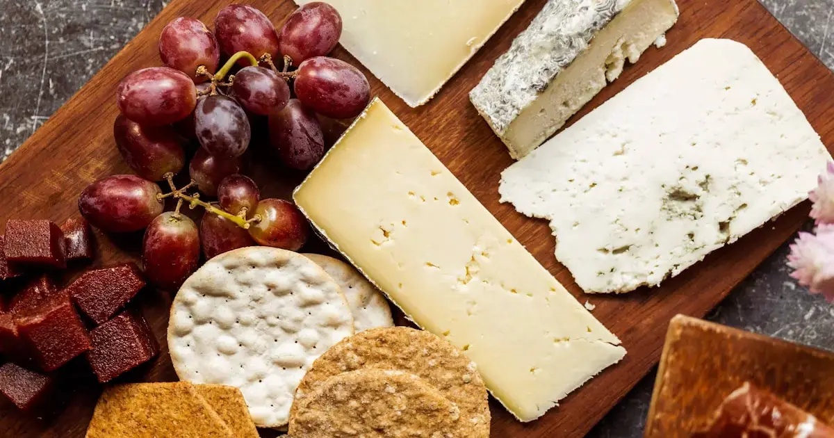 Eating cheese protects against dementia