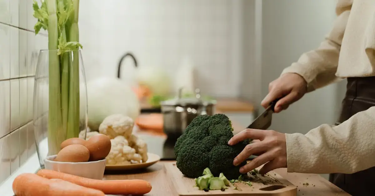 How to Restore Your Liver After the Holidays 6 A woman preparing vegetables in the kitchen.