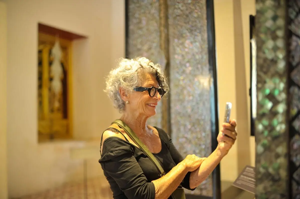 6 Habits That Keep Your Brain Sharp As You Age 6 New experiences improve cognitive function.