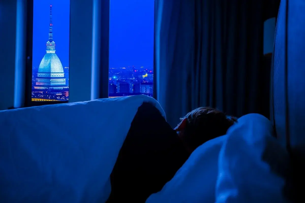 Why some people are light sleepers and others are deep sleepers