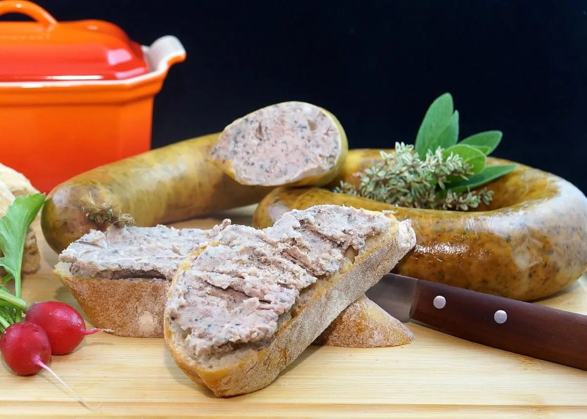 Not All Ultra-Processed Foods Are Equally Harmful 4 bread with sausage