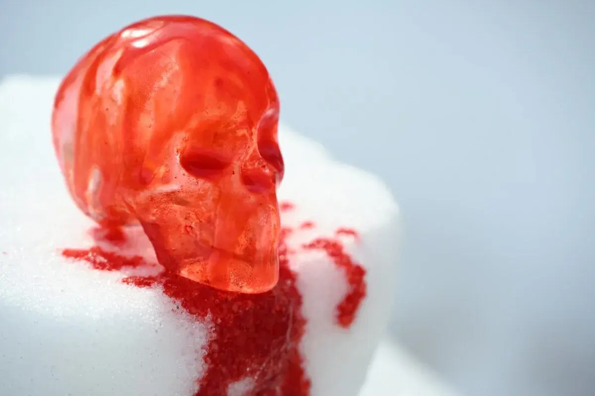 Sugar Isn't Poison — When It Actually Harms You 3 Sweet poison: dietitian busts the myth